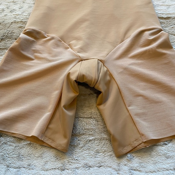 NWOT💕HoneyloveSuperPower Short Size XL - Picture 10 of 12